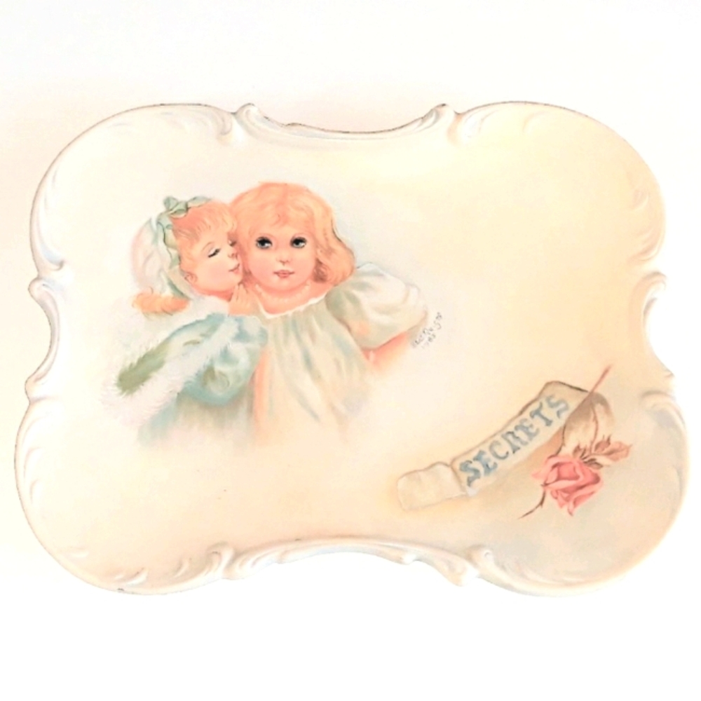 Kansas Artist Bess Quigel Signed hand-painted 'Secrets' tray 1985